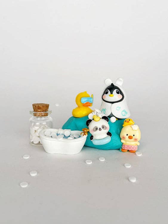Kiddough Mini Play Kit Bubble Buddies with penguin figurines, panda, duck toys, bathtub, and small jar