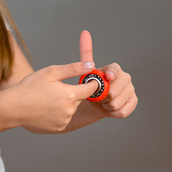 Spinoff The Amazing Fidget Ring Toy - 3