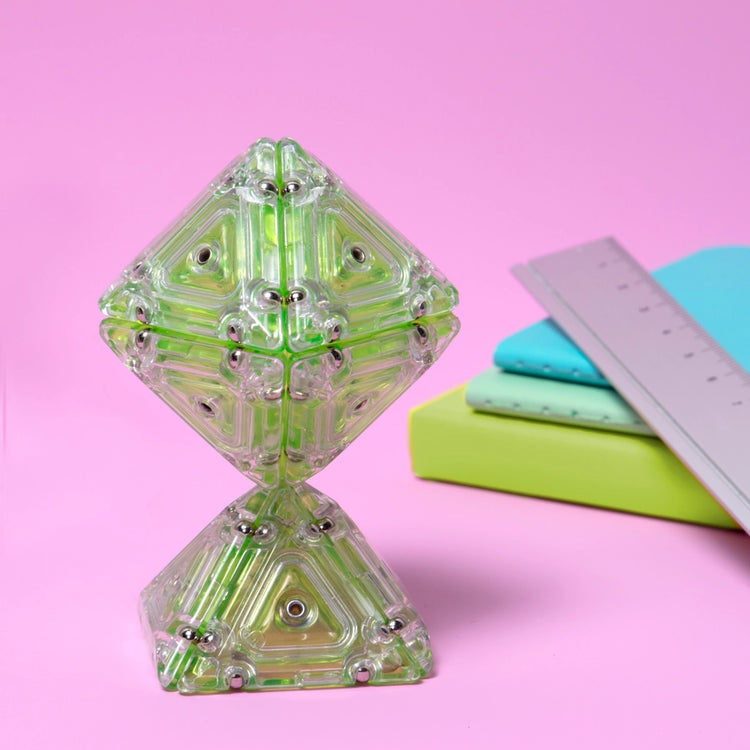 Geode | Pyramid Peridot