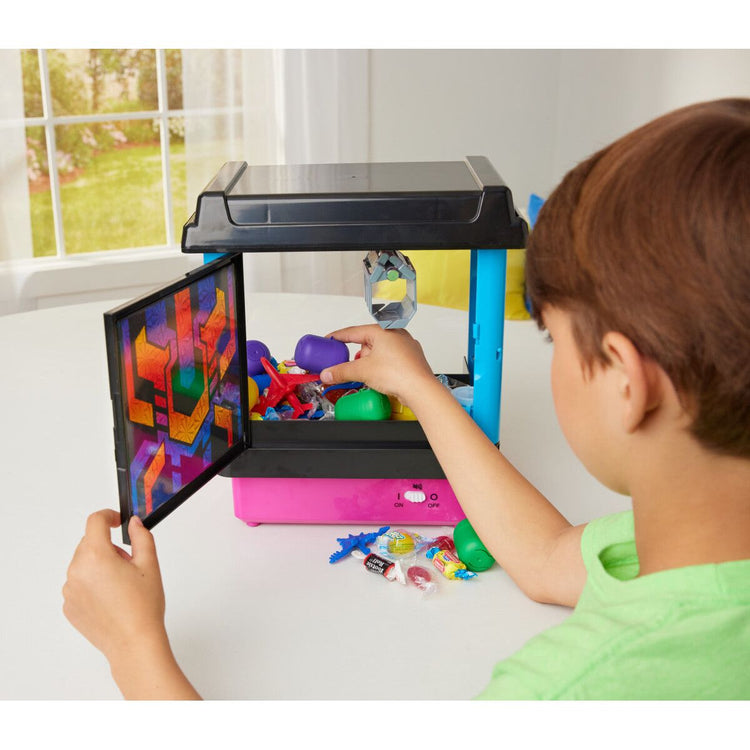 Arcade Crane Game 6+ - CR Toys