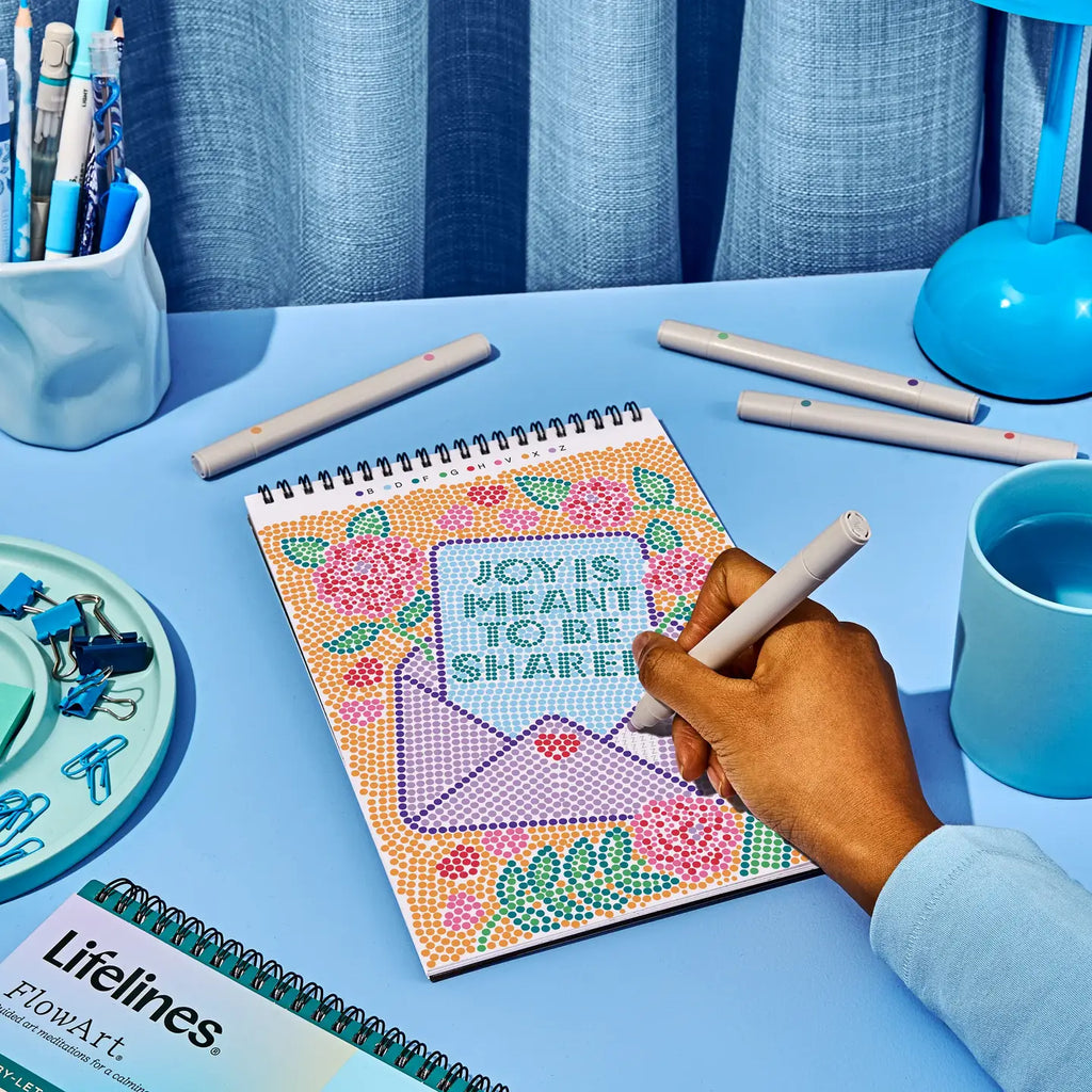Lifelines | Flowart | Dot by Letter | Everyday Inspiration - 3
