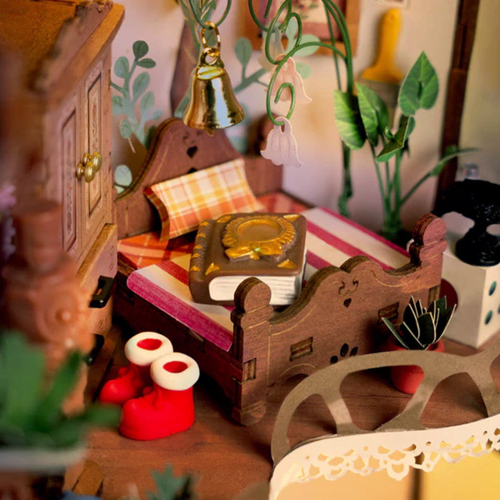 Fairytale Tree House 14+ - CR Toys