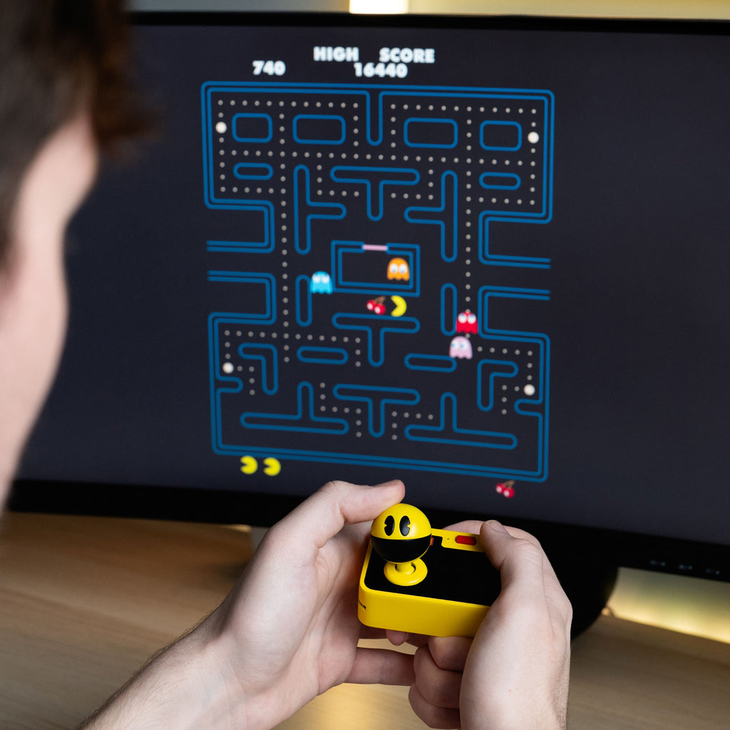Pac - Man Plug and Play