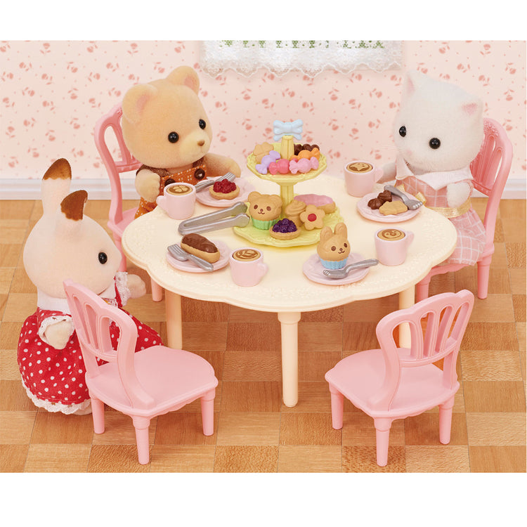 Calico Critters Sweets Party Set Cc2165