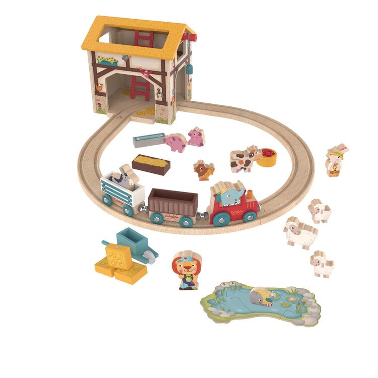 Farm Play World W/Wooden Train Tracks