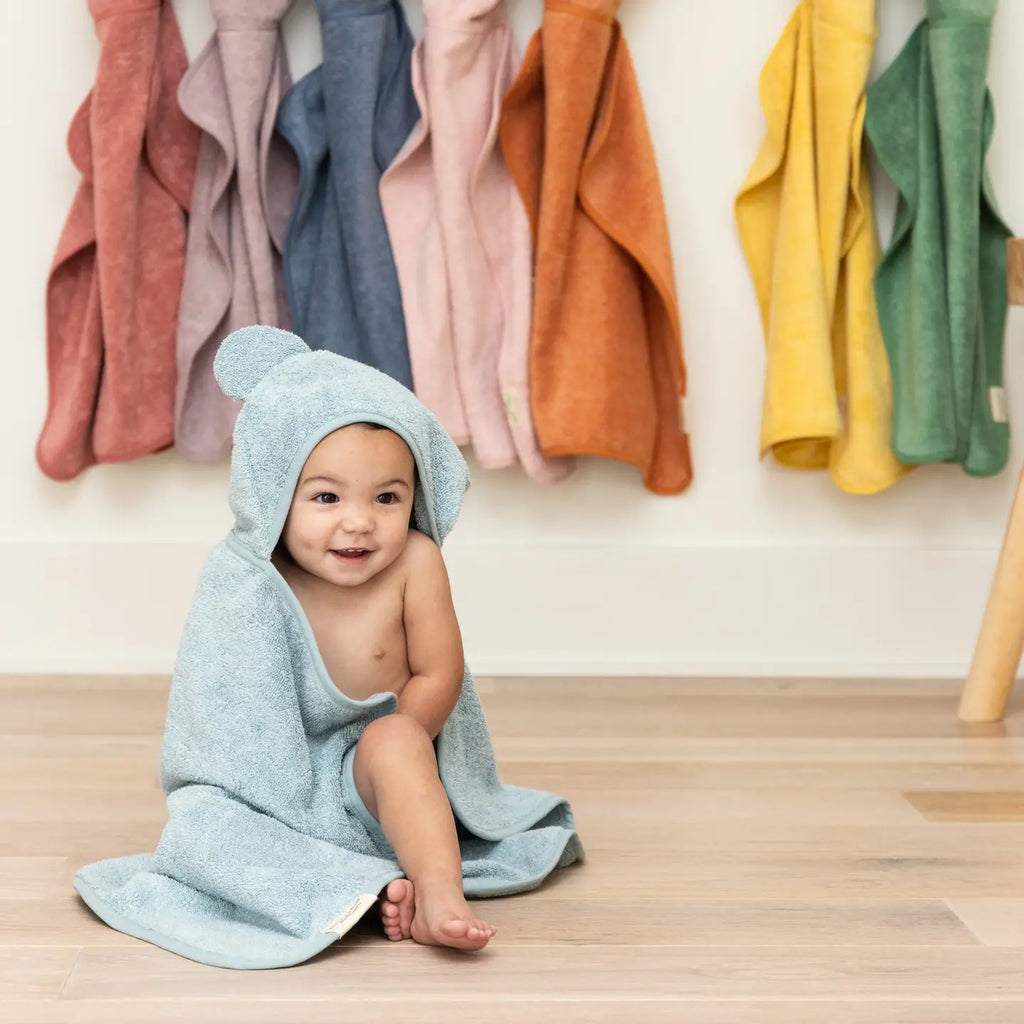 Hooded Towel And Wash Mitt Set | Fog