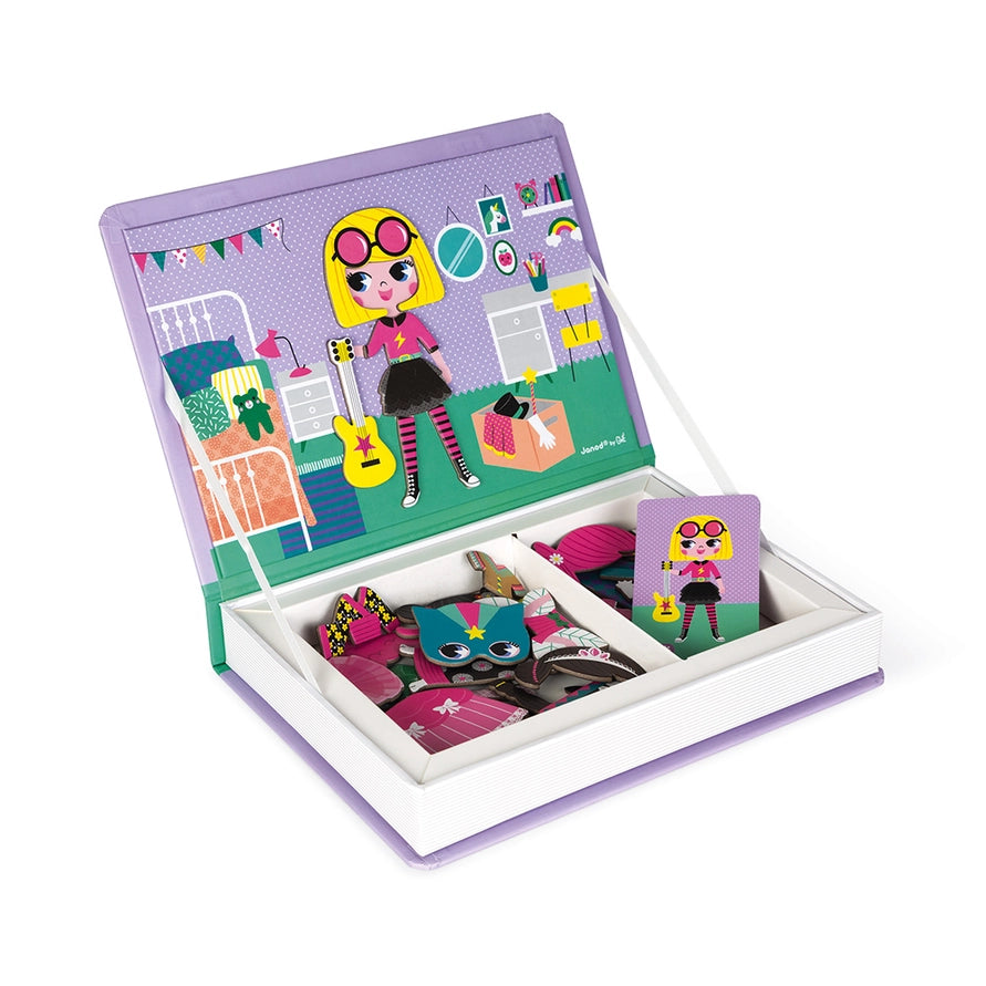 Magneti' Book | Girl's Costumes Playset 3+ - 4