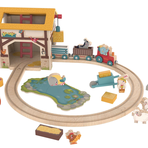 Farm Play World W/Wooden Train Tracks