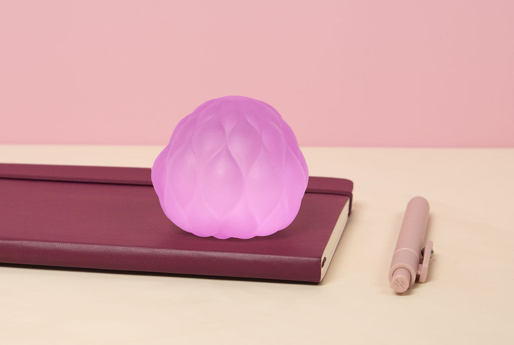 Gump Memory Gel Stress Ball | Quilt (Moonjelly) | Pink - 5