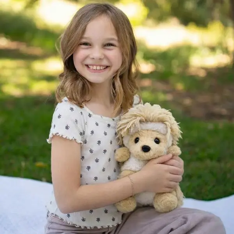 Feathers Plushie | Hedgehog Plush - 1