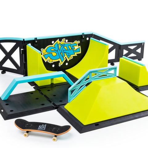Tech Deck Transforming Sk8 Container Playset
