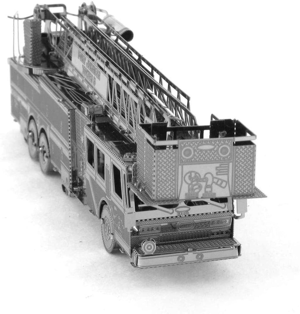 Metal Earth Fire Engine Truck 14+